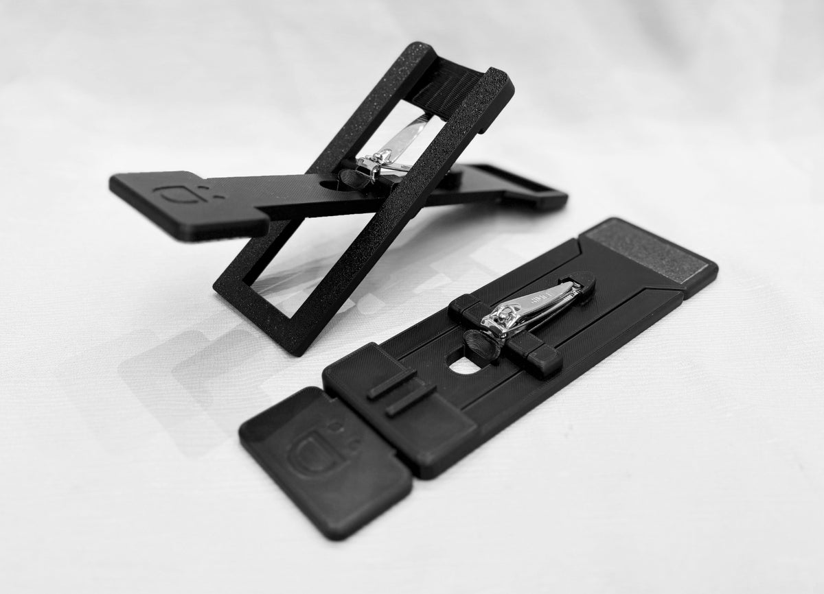 單手操作指甲鉗 (One-handed Nail Clipper)